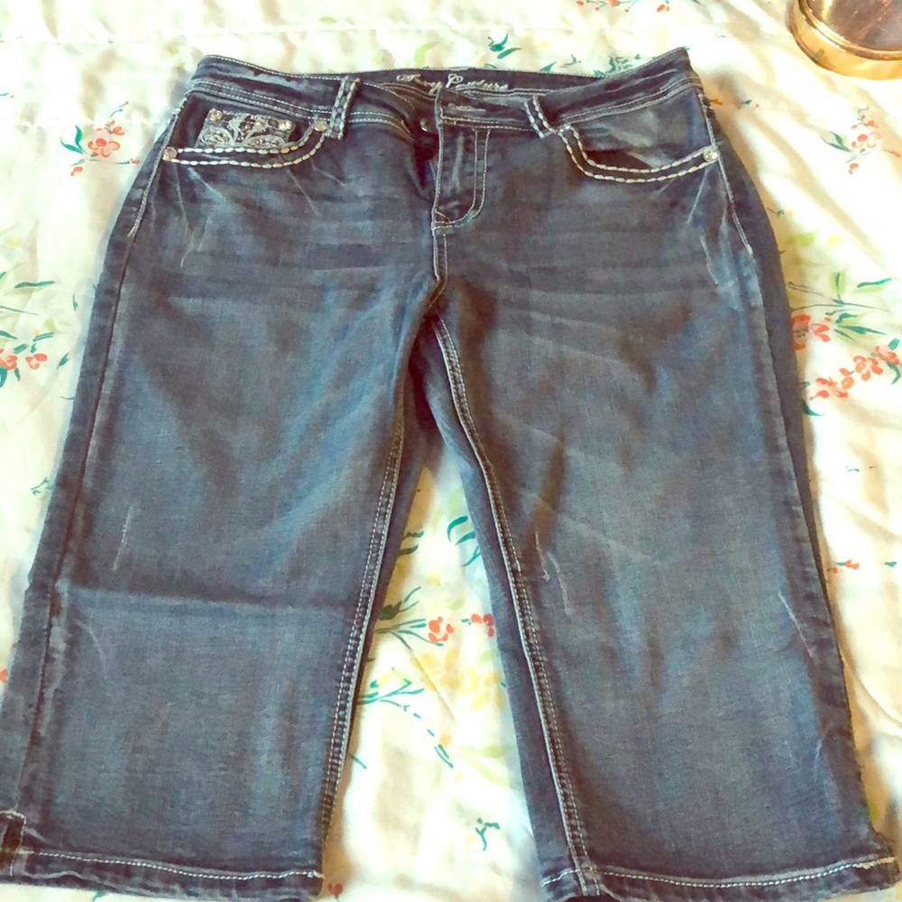 Sexy Couture Capri jeans